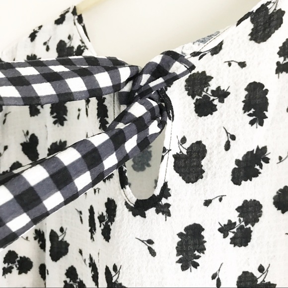 😊4/$20 NWOT Spense Black White Floral Gingham Top 1X - Picture 8 of 11